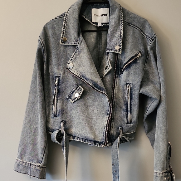 Fashion Nova Jackets & Blazers - Fashion Nova Light Blue Denim Jacket